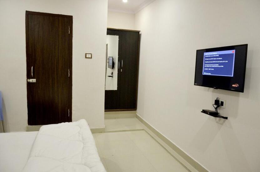 Hotel Atithi Niwas Prayagraj Exterior foto